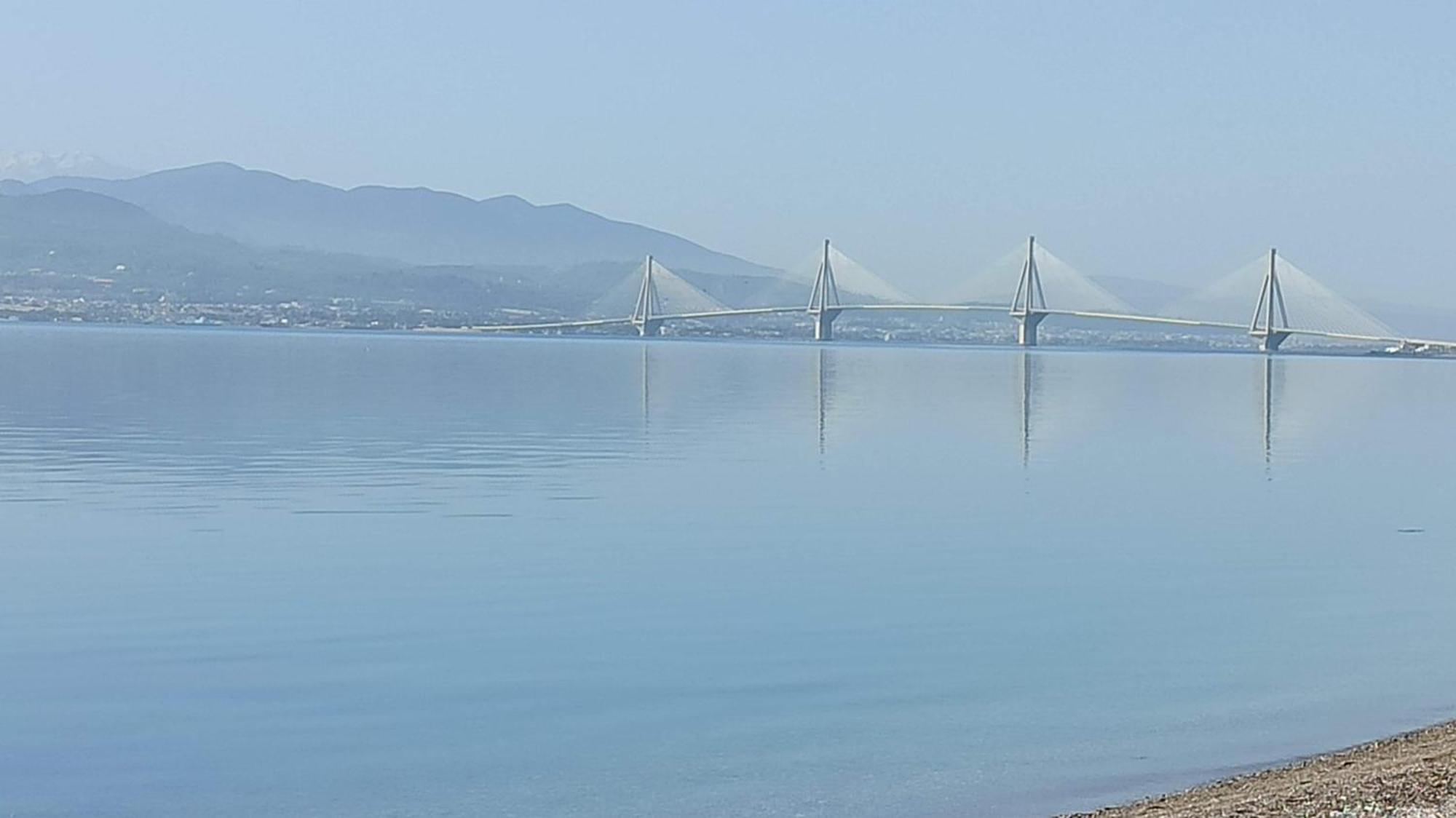 Nafpaktos Cottage By The Sea For Travelers And Dreamers! Eksteriør bilde