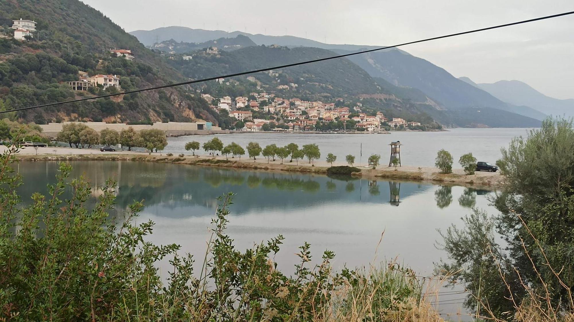 Nafpaktos Cottage By The Sea For Travelers And Dreamers! Eksteriør bilde